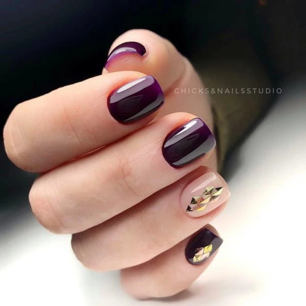 Gel polish Komilfo Deluxe Series No. D101 (dark purple, enamel), 8 ml